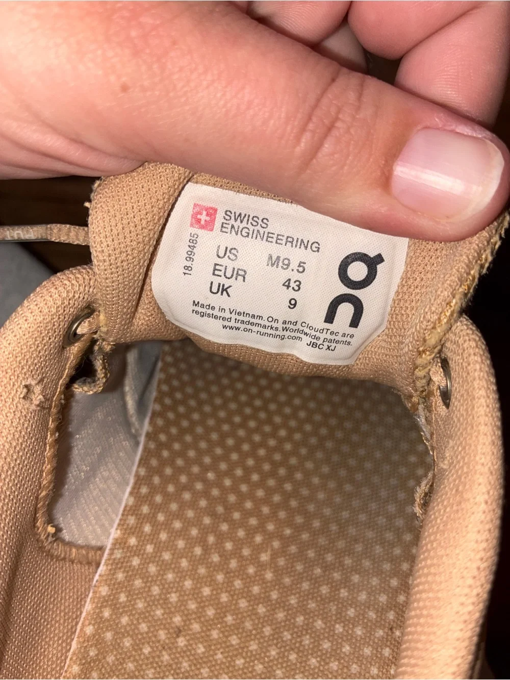 On Cloud 5 Terry Men’s Running Athletic Sneaker Shoes, tan/cork - Size 9.5